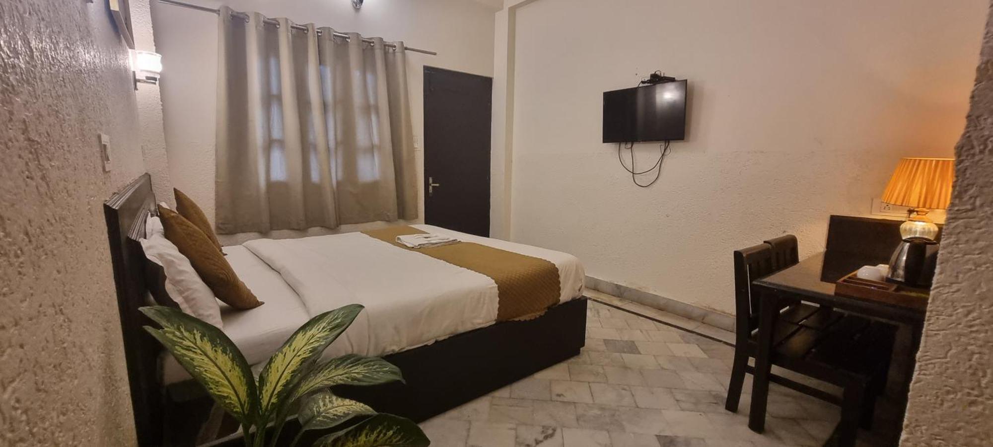 Praana Wellness Resort By Around Stays Rishīkesh Extérieur photo