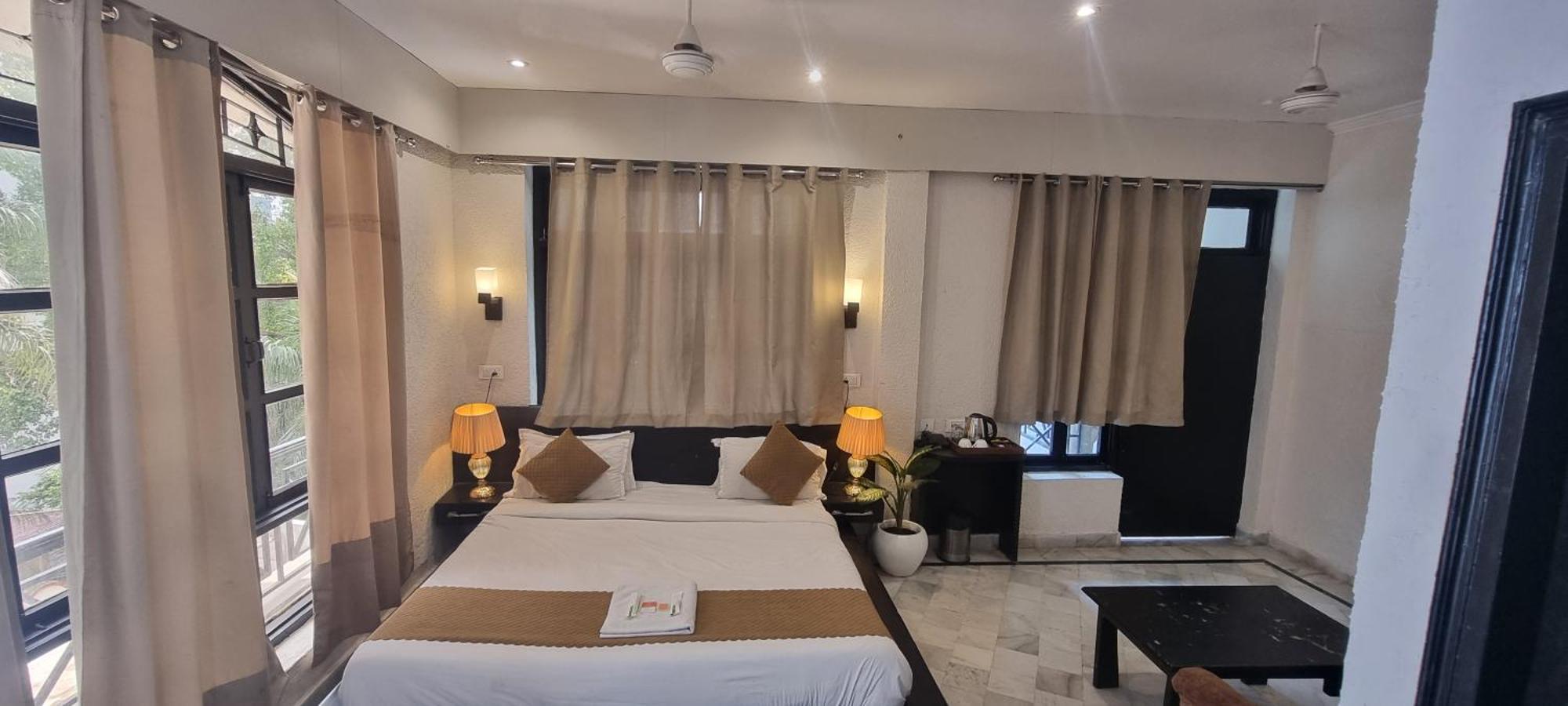 Praana Wellness Resort By Around Stays Rishīkesh Extérieur photo